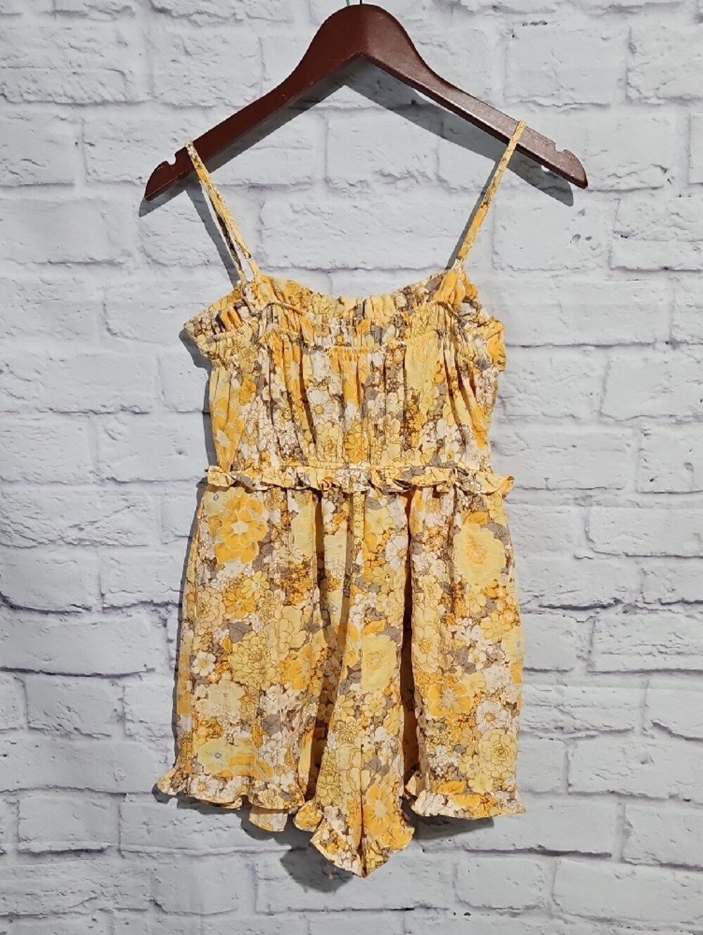 Forever 21 Yellow Floral Romper - Picture 4 of 6